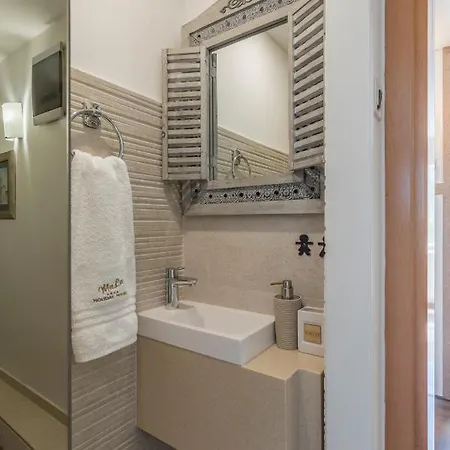 House Mala Sinj